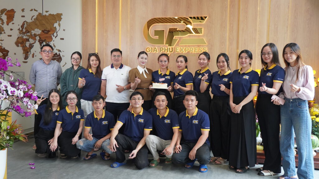 Đội ngũ Gia Phú Express